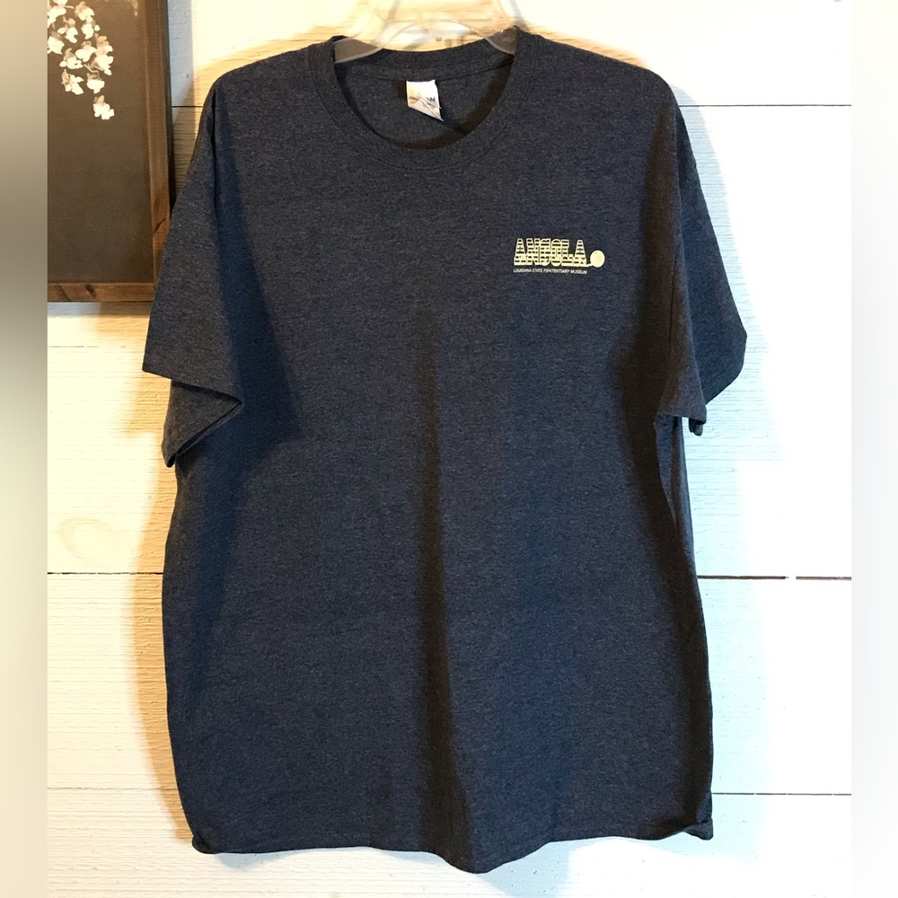 Men’s short-sleeve tee-shirt